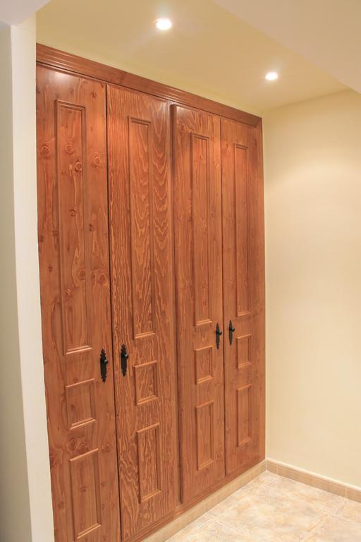 Apartamentos Turisticos Rosario Camarena de la Sierra Phòng bức ảnh