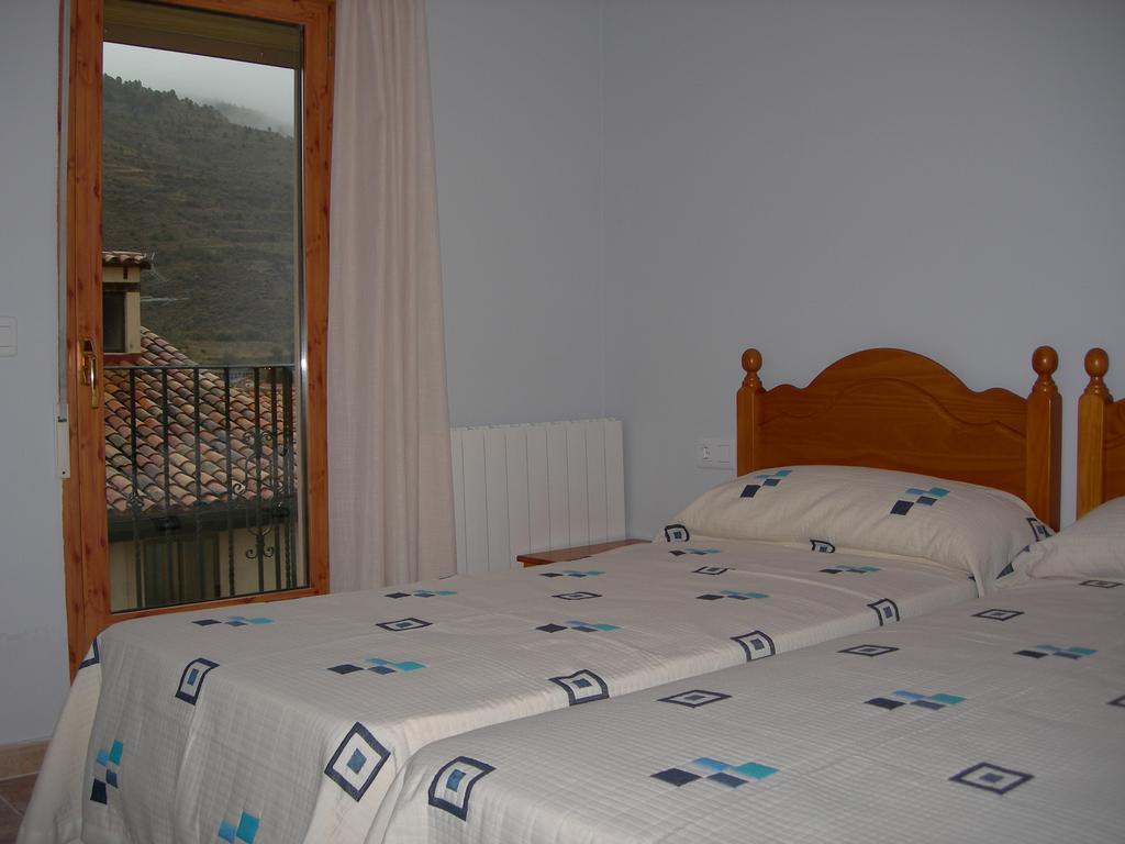 Apartamentos Turisticos Rosario Camarena de la Sierra Ngoại thất bức ảnh