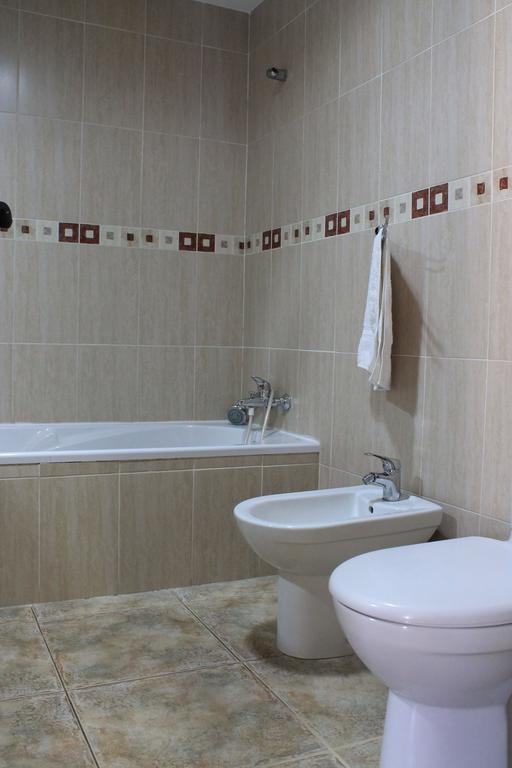 Apartamentos Turisticos Rosario Camarena de la Sierra Phòng bức ảnh