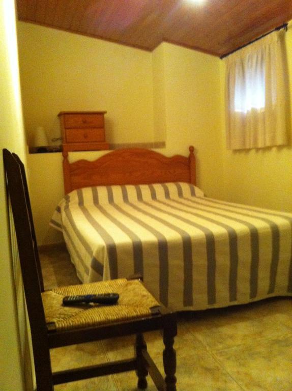 Apartamentos Turisticos Rosario Camarena de la Sierra Ngoại thất bức ảnh